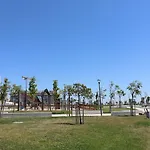 Discovery Expo - Aeroporto בית הארחה ליסבון