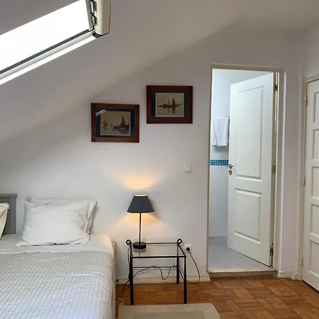 Πανσιόν Discovery Expo - Aeroporto 3*