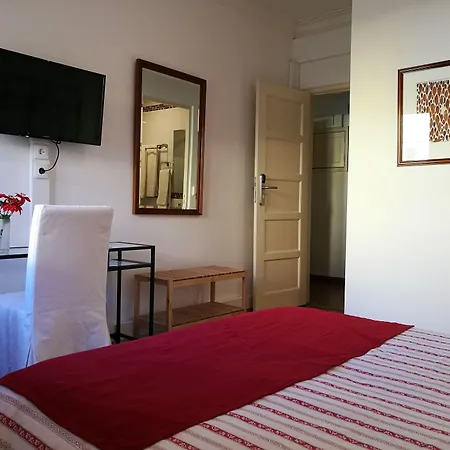 Discovery Expo Pensionat 3*