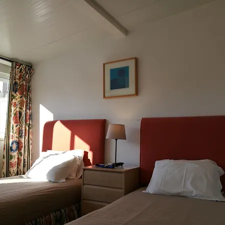 Πανσιόν Discovery Expo - Aeroporto